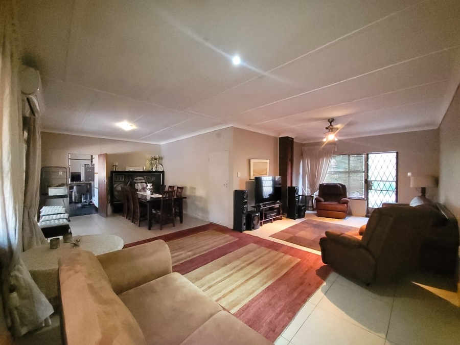 6 Bedroom Property for Sale in Baillie Park North West